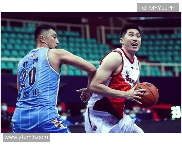 CBA新秀球员赛季首秀惊艳全场 展现非凡潜力引发关注 CBA新秀球员赛季首秀惊艳全场 展现非凡潜力引发关注